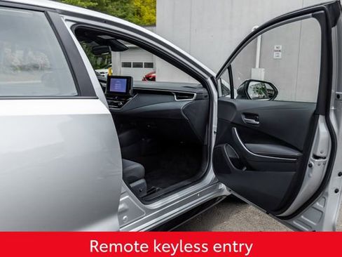 Certified 2023 Toyota Corolla SE w/ Carpet Mat Package (TMS) FWD image 17