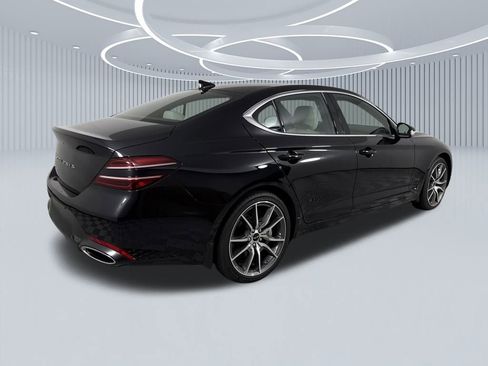 New 2025 Genesis G70 2.5T image 4