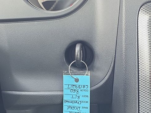 Used 2012 Dodge Challenger R/T image 19