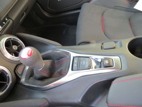 Used 2022 Chevrolet Camaro ZL1 image 16