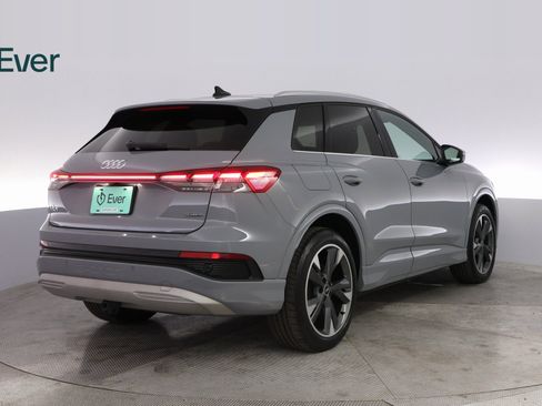 Used 2022 Audi Q4 e-tron Premium Plus image 12