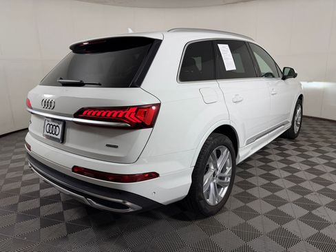 Used 2022 Audi Q7 3.0T Premium AWD/4WD image 9