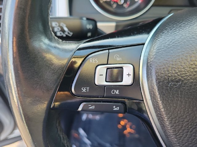 Used 2018 Volkswagen Atlas SE FWD image 21