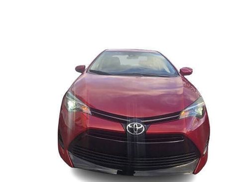 Used 2018 Toyota Corolla LE image 1