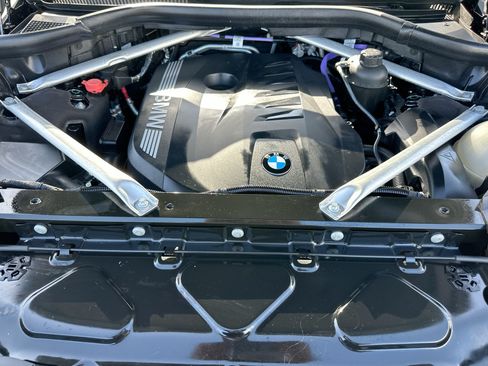 Used 2024 BMW X7 xDrive40i w/ Executive Package AWD/4WD image 33