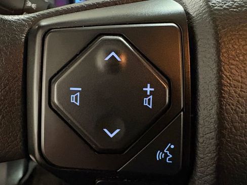 Certified 2021 Toyota Tacoma SR image 16