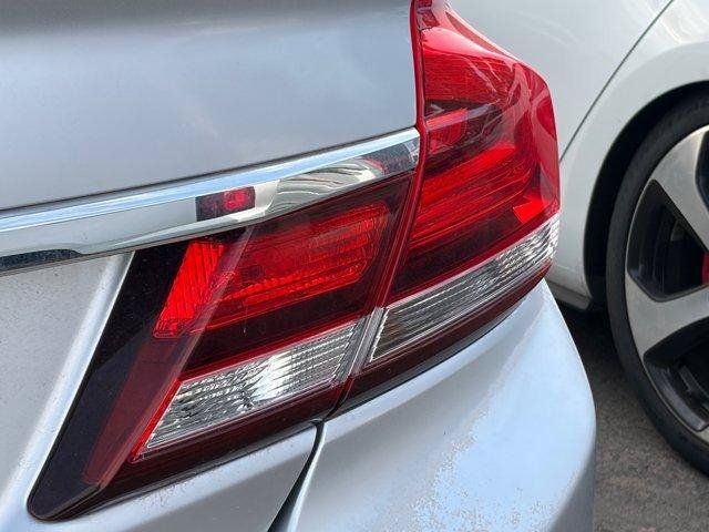 Used 2014 Honda Civic EX image 9