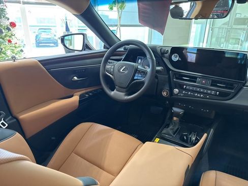 New 2025 Lexus ES 350 w/ Premium Package image 42