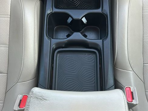 Used 2018 Honda CR-V Touring image 28