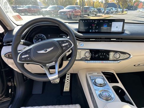 Certified 2025 Genesis GV70 3.5T Sport w/ Sport Advanced Package image 13