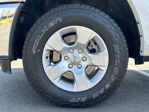 Certified 2025 RAM 1500 Big Horn AWD/4WD image 16