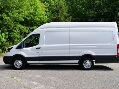 Used 2024 Ford Transit 250 148 High Roof Extended AWD w/ Load Area Protection Package image 32