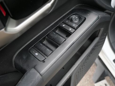 Used 2025 Toyota Tacoma TRD Sport AWD/4WD image 28