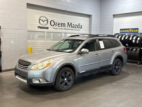 Used 2011 Subaru Outback 3.6R Limited AWD/4WD image 1
