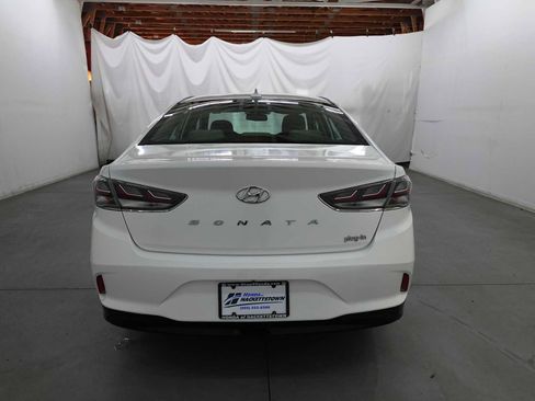 Used 2019 Hyundai Sonata Plug-In Hybrid FWD image 6