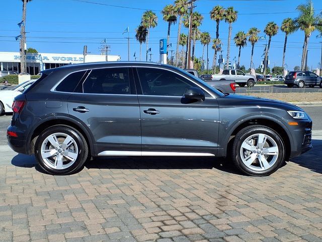 Used 2018 Audi Q5 2.0T Premium Plus w/ Premium Plus Package AWD/4WD image 4