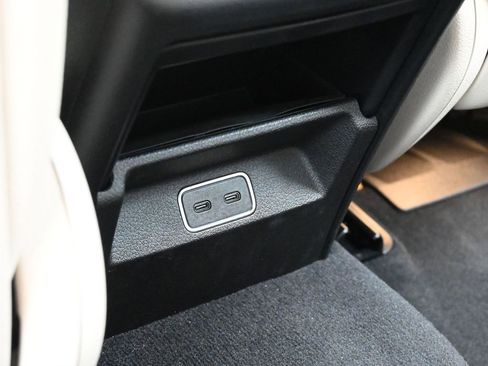 Used 2024 Mercedes-Benz GLE 450e 4MATIC image 49