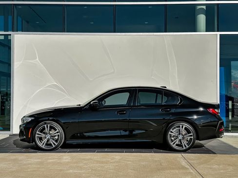 Certified 2023 BMW 330i Sedan w/ Premium Package image 8