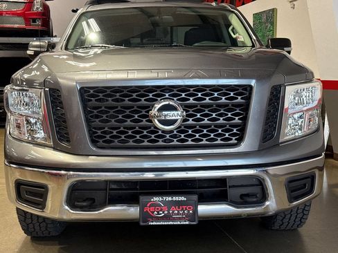 Used 2019 Nissan Titan SV AWD/4WD image 55