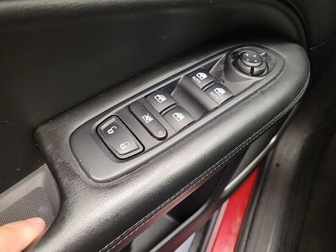 Used 2018 Jeep Compass Altitude w/ Popular Equipment Group image 27