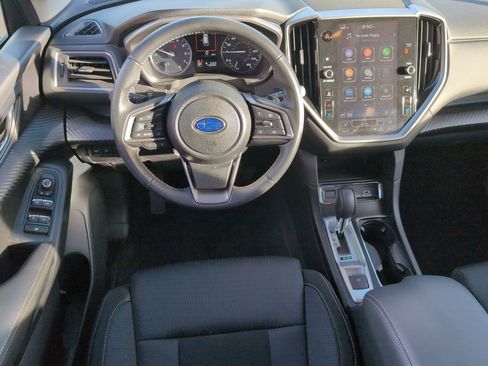 Used 2024 Subaru Ascent Premium w/ Convenience Package image 13
