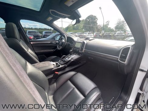 Used 2016 Porsche Cayenne GTS w/ Premium Package Plus AWD/4WD image 37