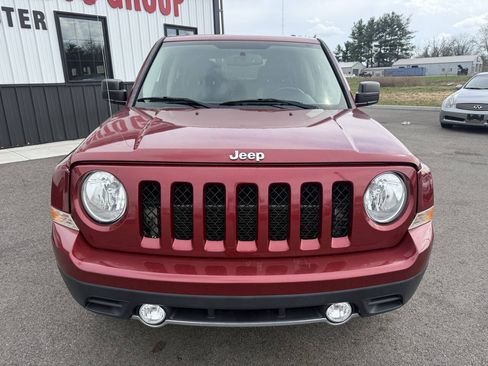 Used 2017 Jeep Patriot High Altitude AWD/4WD image 3