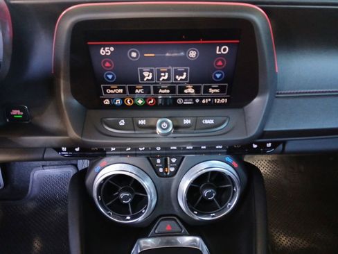 Used 2022 Chevrolet Camaro SS image 4