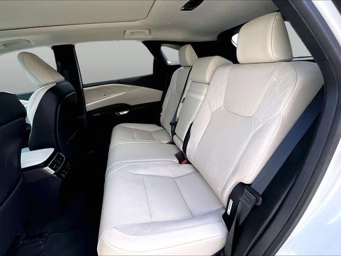 Used 2024 Lexus RX 350 AWD w/ Convenience Package image 21