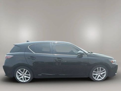 Used 2014 Lexus CT 200h w/ Seat Comfort Package FWD image 8