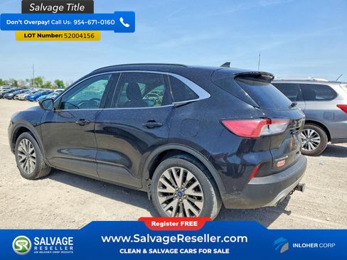 Used 2021 Ford Escape Titanium AWD/4WD image 3