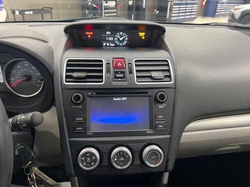 Used 2018 Subaru Forester 2.5i w/ Alloy Wheel Package image 11