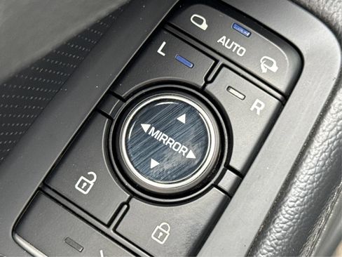 Used 2018 Genesis G80 3.8 w/ Option Group 02 AWD/4WD image 43