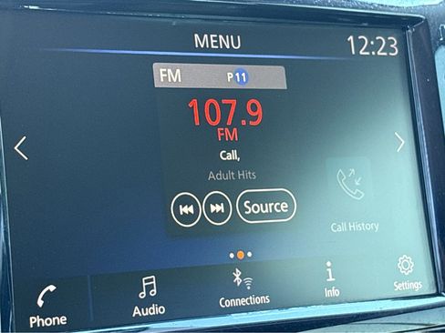 Used 2022 Nissan Murano S image 7