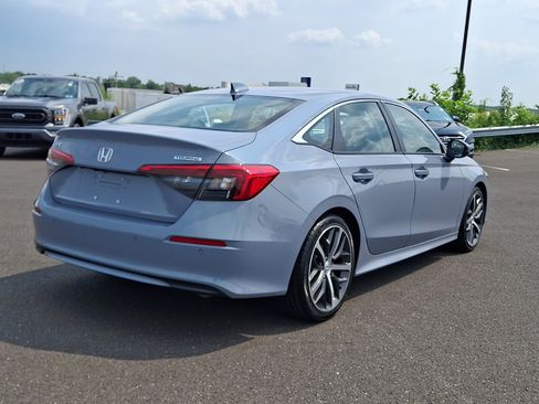 Used 2024 Honda Civic Touring image 6