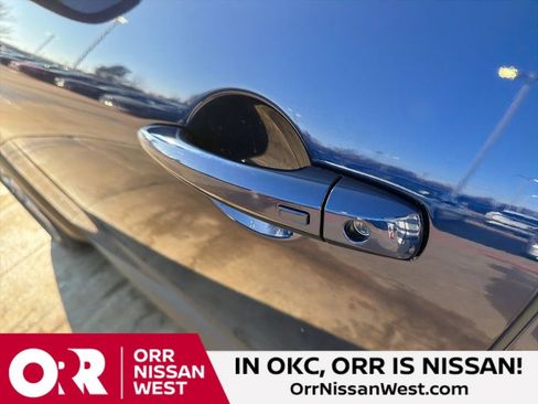 New 2026 Nissan Pathfinder SV image 11