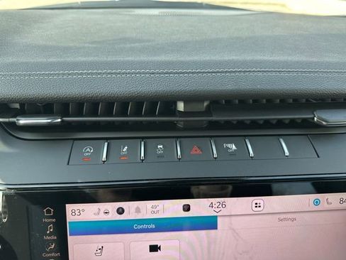 New 2026 Jeep Grand Cherokee L 4WD image 36