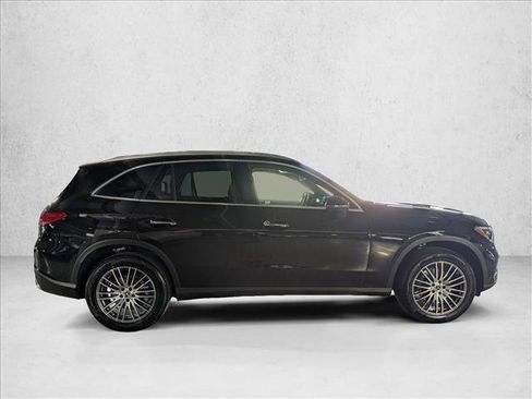 Certified 2026 Mercedes-Benz GLC 300 image 7