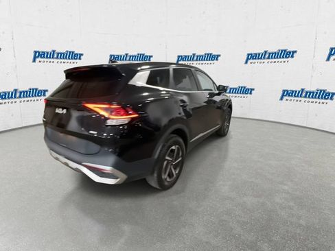Used 2023 Kia Sportage LX AWD/4WD image 11