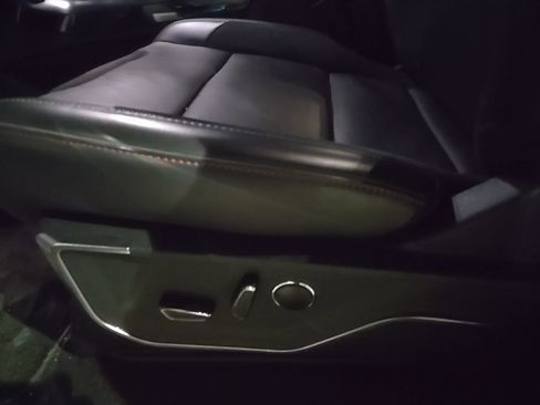 Certified 2025 Ford F150 Raptor image 9