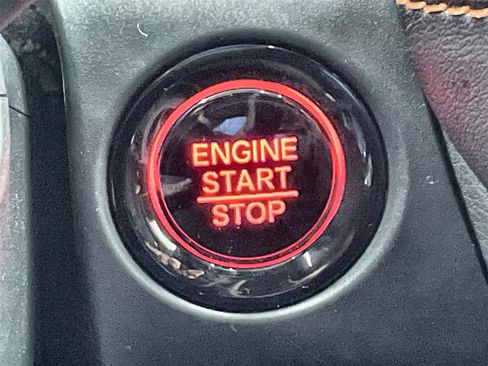 Certified 2025 Honda HR-V Sport image 25