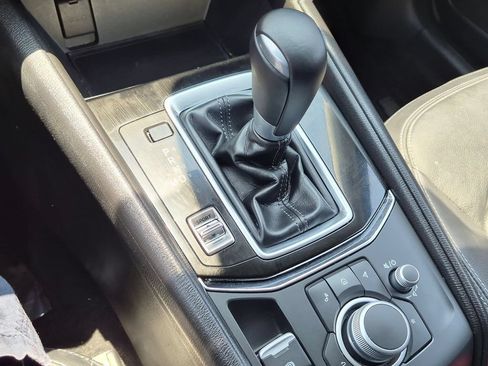 Used 2025 MAZDA CX-5 AWD 2.5 S w/ Preferred Package image 19