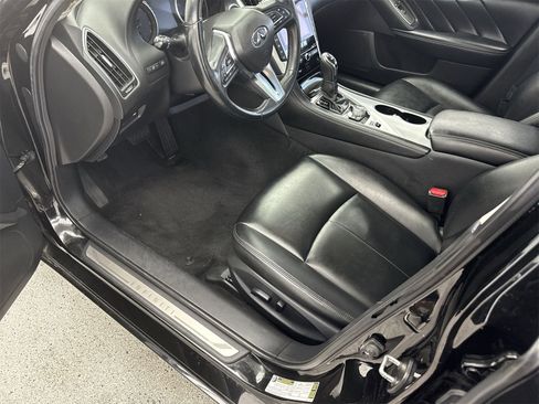 Used 2021 INFINITI Q50 Luxe image 12