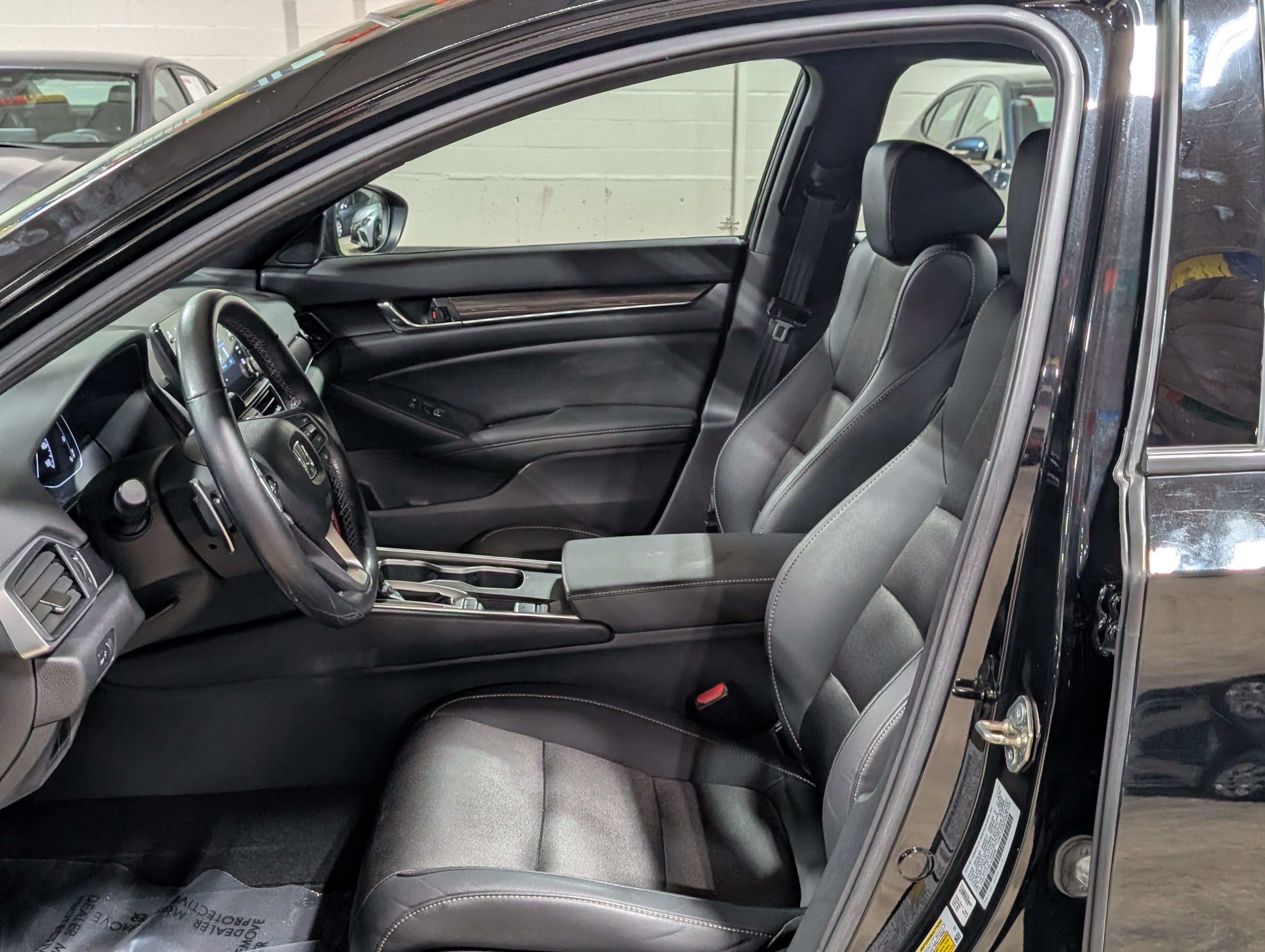 Used 2020 Honda Accord Sport image 15