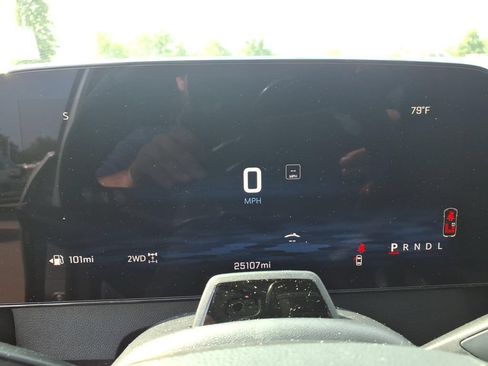 Used 2024 Chevrolet Traverse RS w/ LPO, Floor Liner Package AWD/4WD image 18