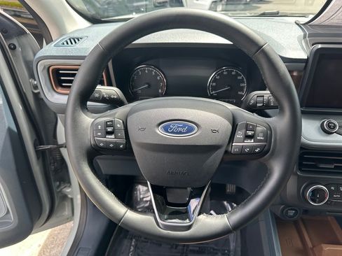 Used 2024 Ford Maverick Lariat AWD/4WD image 18