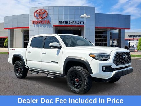 Used 2023 Toyota Tacoma TRD Off-Road w/ TRD Premium Off Road Package AWD/4WD image 1