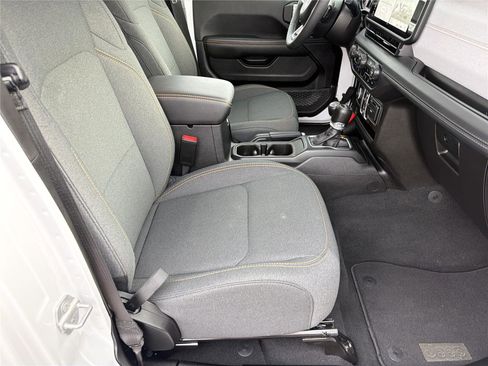Used 2025 Jeep Wrangler Sahara w/ Safety Group image 14