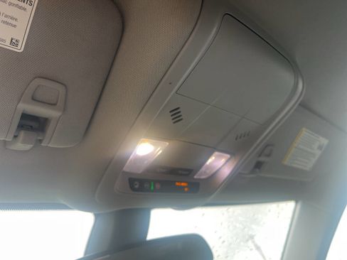 Used 2019 Chevrolet Equinox LS w/ LS Convenience Package image 20