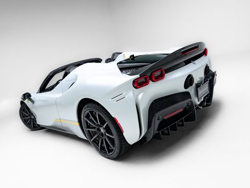 Used 2024 Ferrari SF90 Spider AWD/4WD image 49